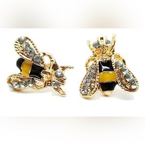 Cutest Honey Bee 🐝 Earrings you’ve ever seen!
